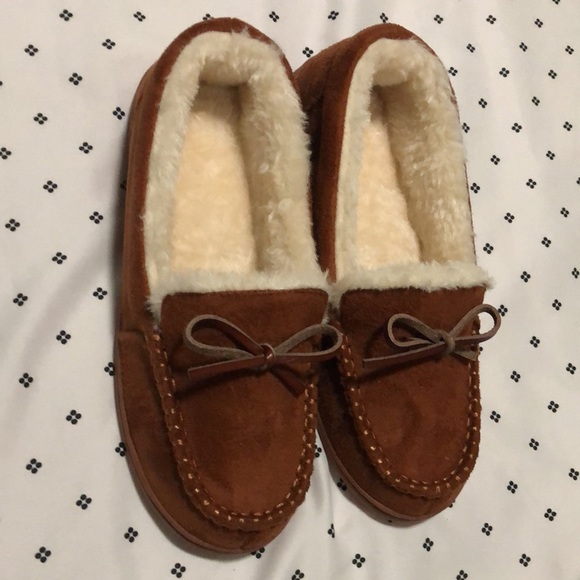 New, warm and comfortable. - Picture 3 of 8